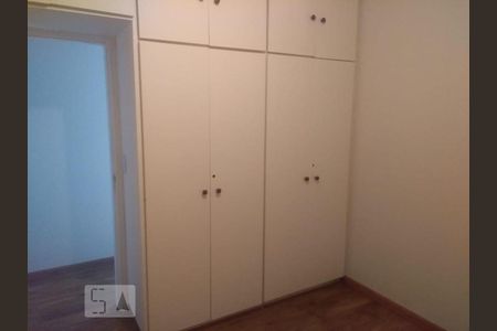 Apartamento à venda com 540m², 4 quartos e 4 vagas Apartamento à venda com 540m², 4 quartos e 4 vagasQuarto