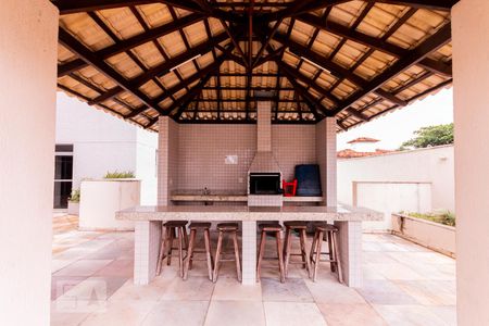 Apartamento à venda com 135m², 4 quartos e 3 vagas Apartamento à venda com 135m², 4 quartos e 3 vagasÁrea comum - Churrasqueira