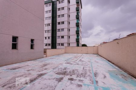 Apartamento à venda com 135m², 4 quartos e 3 vagas Apartamento à venda com 135m², 4 quartos e 3 vagasQuadra Esportiva