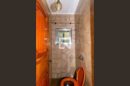 Casa à venda com 450m², 4 quartos e 5 vagas Casa à venda com 450m², 4 quartos e 5 vagasLavabo