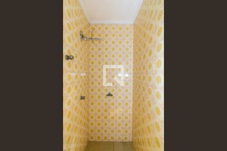 Casa à venda com 450m², 4 quartos e 5 vagas Casa à venda com 450m², 4 quartos e 5 vagasBanheiro de Serviço