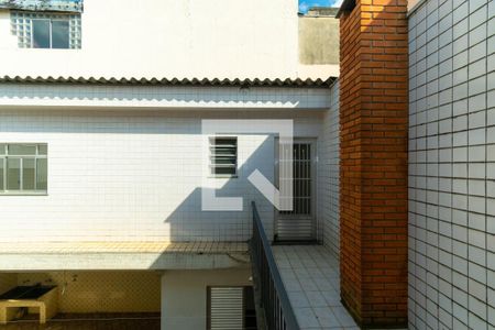 Casa à venda com 450m², 4 quartos e 5 vagas Casa à venda com 450m², 4 quartos e 5 vagasVista do Quarto 2