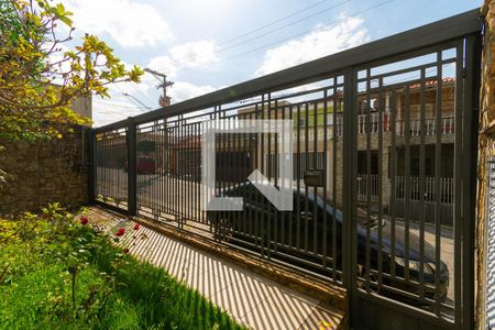 Casa à venda com 450m², 4 quartos e 5 vagas Casa à venda com 450m², 4 quartos e 5 vagasJardim