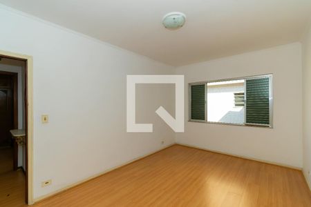 Casa à venda com 450m², 4 quartos e 5 vagas Casa à venda com 450m², 4 quartos e 5 vagasQuarto 2