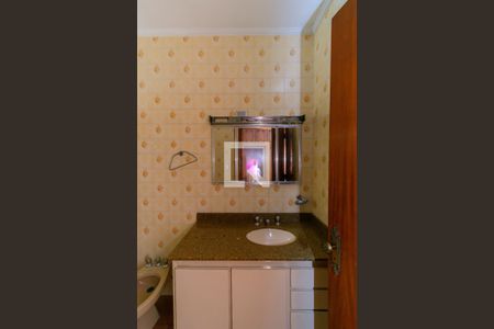 Casa à venda com 450m², 4 quartos e 5 vagas Casa à venda com 450m², 4 quartos e 5 vagasBanheiro da Suíte 2