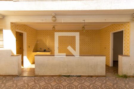 Casa à venda com 450m², 4 quartos e 5 vagas Casa à venda com 450m², 4 quartos e 5 vagasÁrea de Serviço