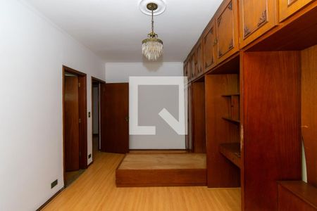 Casa à venda com 450m², 4 quartos e 5 vagas Casa à venda com 450m², 4 quartos e 5 vagasSuíte 2