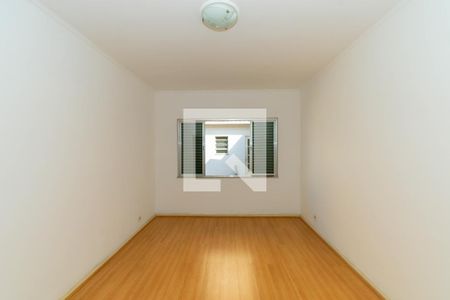 Casa à venda com 450m², 4 quartos e 5 vagas Casa à venda com 450m², 4 quartos e 5 vagasQuarto 2