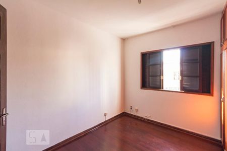 Casa à venda com 200m², 4 quartos e 1 vagaQuarto 2