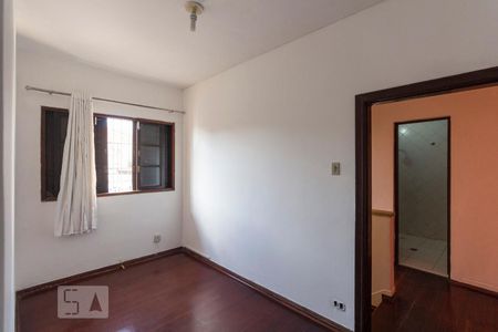 Casa à venda com 200m², 4 quartos e 1 vagaSala de TV / Escritório