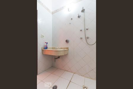 Casa à venda com 200m², 4 quartos e 1 vagaBanheiro Social