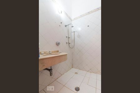 Casa à venda com 200m², 4 quartos e 1 vagaBanheiro Social