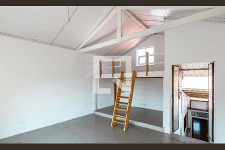 Casa à venda com 230m², 3 quartos e sem vaga Casa à venda com 230m², 3 quartos e sem vagaQuarto 2