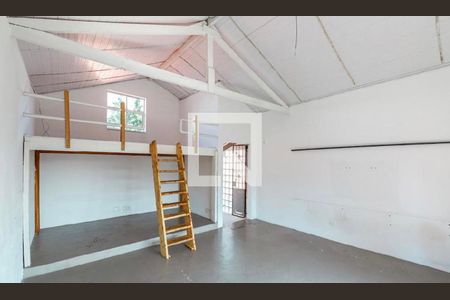 Casa à venda com 230m², 3 quartos e sem vaga Casa à venda com 230m², 3 quartos e sem vagaQuarto 2