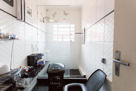 Casa à venda com 320m², 3 quartos e 4 vagasBanheiro 2