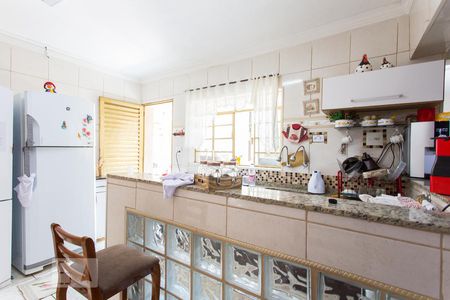 Casa à venda com 320m², 3 quartos e 4 vagasCozinha