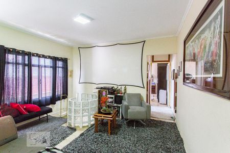 Casa à venda com 320m², 3 quartos e 4 vagasSala de Estar 2