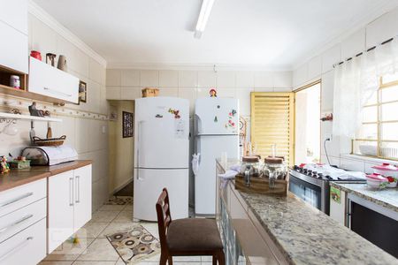 Casa à venda com 320m², 3 quartos e 4 vagasCozinha