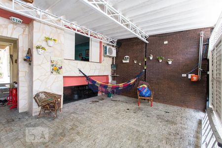 Casa à venda com 320m², 3 quartos e 4 vagasGaragem