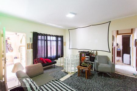 Casa à venda com 320m², 3 quartos e 4 vagasSala de Estar 2