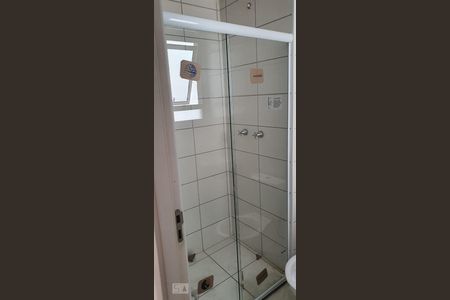 Banheiro de apartamento para alugar com 2 quartos, 45m² em Jardim América da Penha, São Paulo