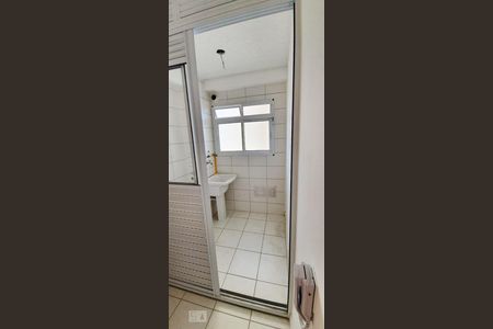 Área de Serviço de apartamento para alugar com 2 quartos, 45m² em Jardim América da Penha, São Paulo