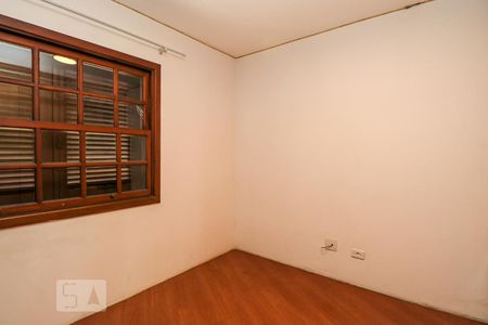 Casa à venda com 349m², 4 quartos e 2 vagas Casa à venda com 349m², 4 quartos e 2 vagasQuarto