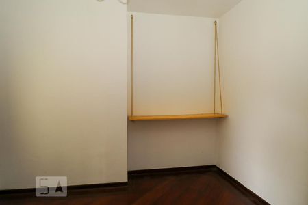 Casa à venda com 349m², 4 quartos e 2 vagas