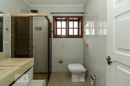 Casa à venda com 349m², 4 quartos e 2 vagas Casa à venda com 349m², 4 quartos e 2 vagasBanheiro