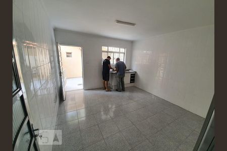Cozinha de casa para alugar com 2 quartos, 100m² em Vila Gustavo, São Paulo