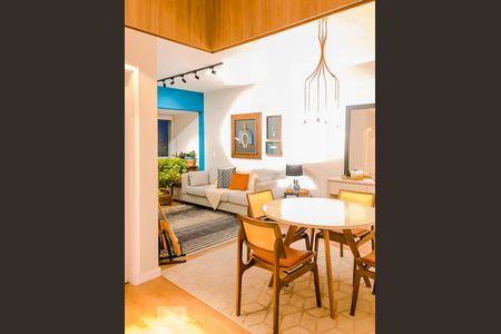 Apartamento à venda com 2 quartos, 69m² em Vila Moinho Velho, São Paulo