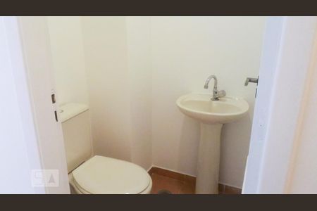 Lavabo de apartamento para alugar com 1 quarto, 42m² em Vila Guarani (z Sul), São Paulo