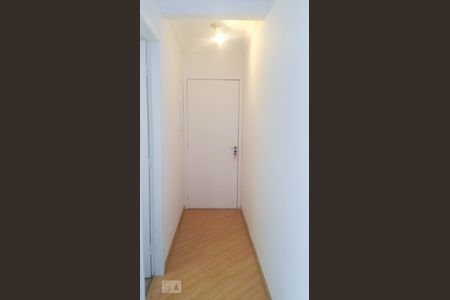 Corredor de apartamento para alugar com 1 quarto, 42m² em Vila Guarani (z Sul), São Paulo