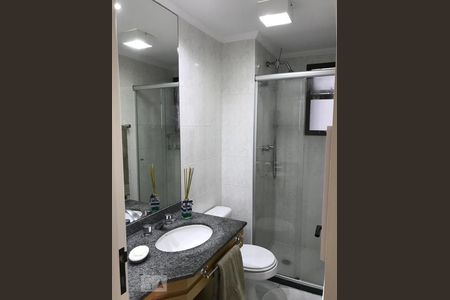 Apartamento para alugar com 75m², 3 quartos e 2 vagas Apartamento para alugar com 75m², 3 quartos e 2 vagasBanheiro 2