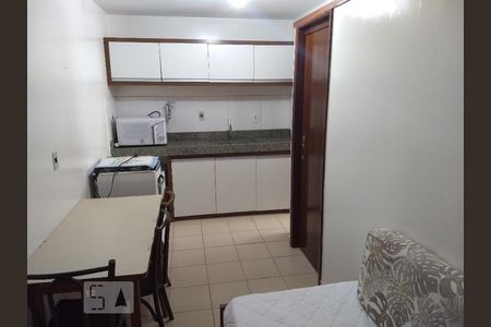 Cozinha  de apartamento para alugar com 1 quarto, 31m² em Asa Norte, Brasília