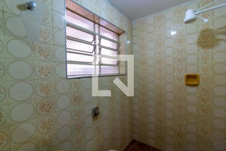 Banheiro de casa para alugar com 1 quarto, 95m² em Vila Campo Grande, São Paulo
