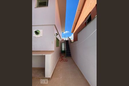 Casa à venda com 149m², 3 quartos e 3 vagas Casa à venda com 149m², 3 quartos e 3 vagasÁrea externa