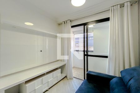 Sala de apartamento à venda com 2 quartos, 57m² em Vila Bertioga, São Paulo