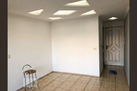Apartamento para alugar com 67m², 3 quartos e sem vagaSala
