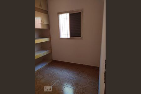 Casa à venda com 250m², 4 quartos e 2 vagas Casa à venda com 250m², 4 quartos e 2 vagasQuarto 5