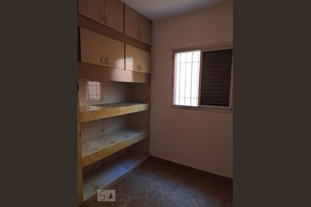 Casa à venda com 250m², 4 quartos e 2 vagas Casa à venda com 250m², 4 quartos e 2 vagasQuarto 5