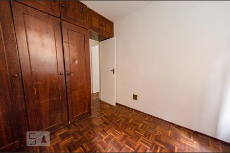 Quarto 2 de apartamento para alugar com 2 quartos, 60m² em Carlos Prates, Belo Horizonte