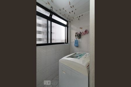 Apartamento à venda com 67m², 2 quartos e 1 vagaÁrea de Serviço