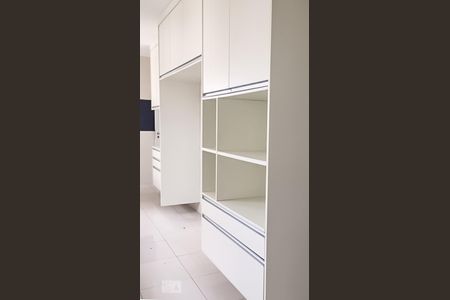 Apartamento para alugar com 229m², 3 quartos e 4 vagas Apartamento para alugar com 229m², 3 quartos e 4 vagasCozinha