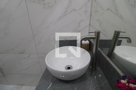 Casa à venda com 300m², 4 quartos e 3 vagasPia banheiro comum