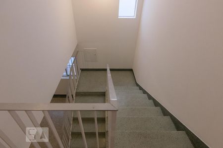 Casa à venda com 202m², 3 quartos e 2 vagasEscada