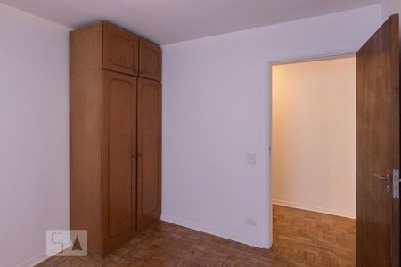 Casa à venda com 202m², 3 quartos e 2 vagasQuarto 1