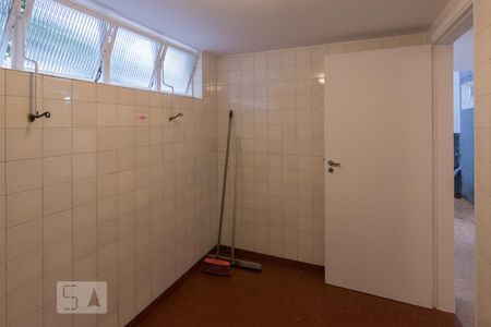 Casa à venda com 202m², 3 quartos e 2 vagasÁrea de Serviço