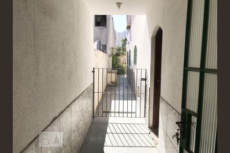 Casa à venda com 140m², 3 quartos e 1 vaga Casa à venda com 140m², 3 quartos e 1 vagaQuintal