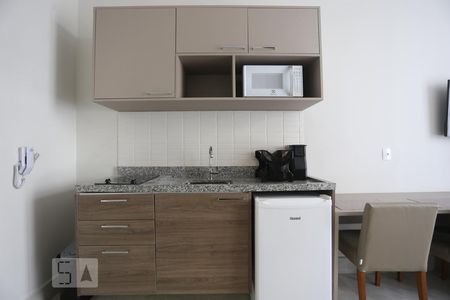 Cozinha de kitnet/studio para alugar com 1 quarto, 21m² em Centro, São Paulo